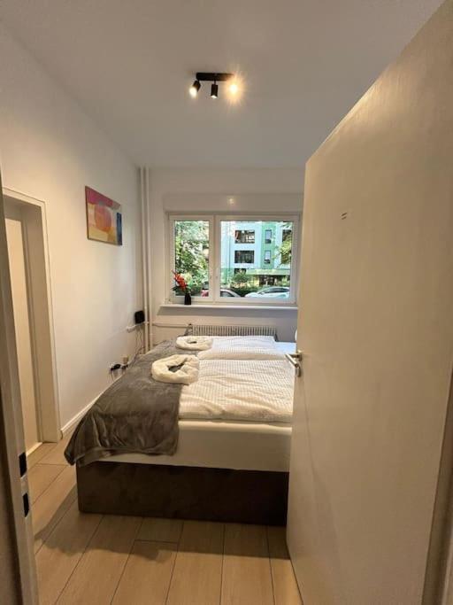Duplex Apartment Ullstein- 4 Bedrooms, 2 Bathrooms, Living Room, 2 Parking Spaces, Boxspringbeds, Family & Business Apartment! Berlin Eksteriør bilde