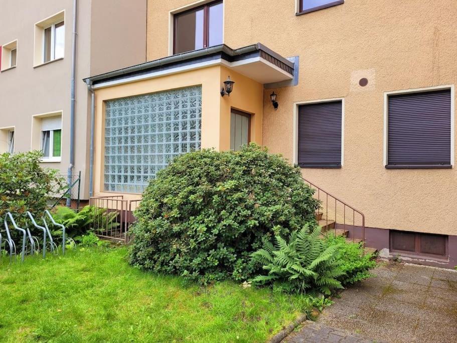 Duplex Apartment Ullstein- 4 Bedrooms, 2 Bathrooms, Living Room, 2 Parking Spaces, Boxspringbeds, Family & Business Apartment! Berlin Eksteriør bilde